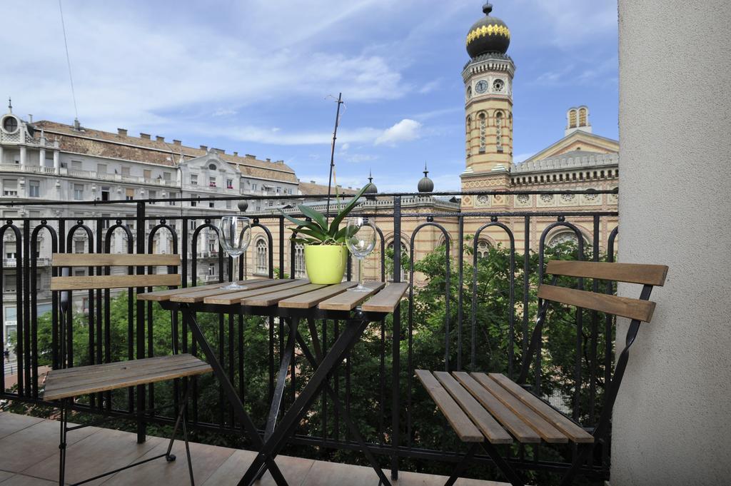 Synagogue Dream Home In The Center Будапеща Екстериор снимка